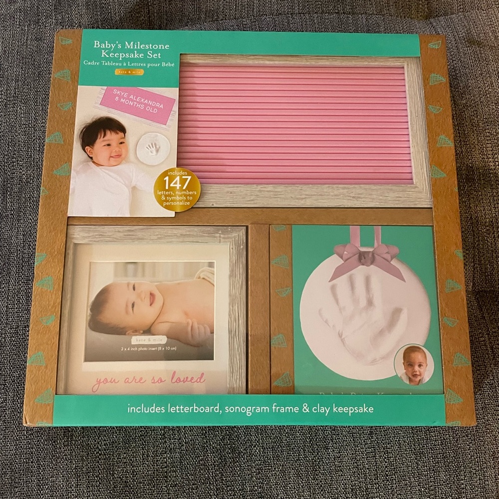 Baby’s Milestone Keepsake Set NEW